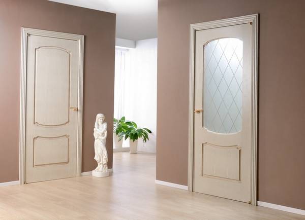 6 советов по выбору цвета межкомнатных дверей - фото