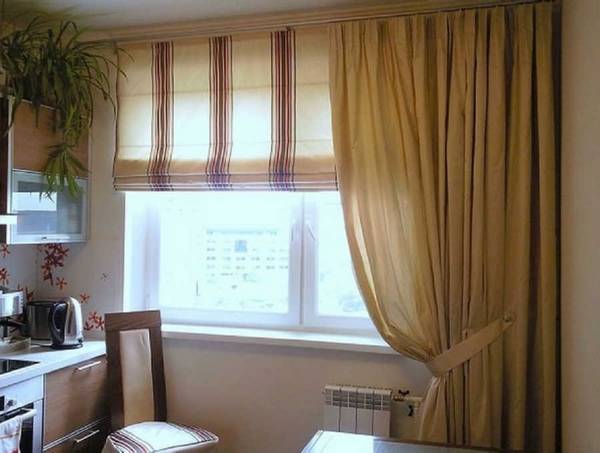Советы новичкам: как оформить окно на кухне шторами, 30 фото с фото