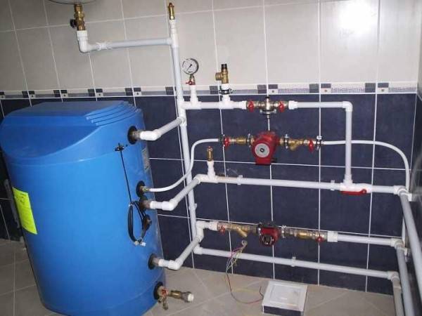 Монтаж систем отопления и водоснабжения: обзор материалов, технологий и полезные советы с фото