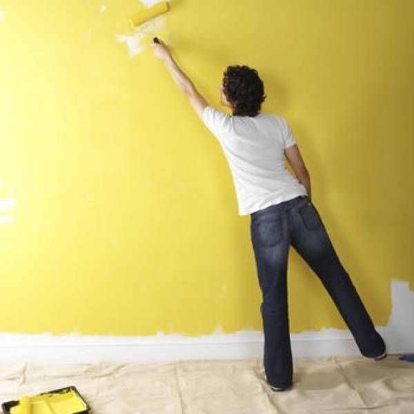 Как выполнить подготовку стены под покраску - фото